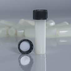 Polyethylene vials, 4 ml, threaded with lined screw cap - 240 count 
